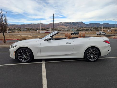 Used 2023 BMW 430i xDrive Convertible w/ Convenience Package image 9