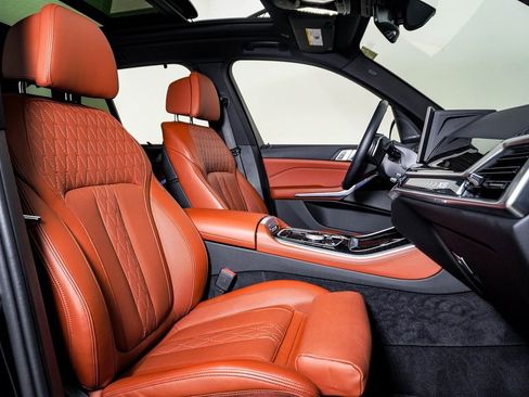 Used 2024 BMW X5 xDrive40i w/ Executive Package image 15