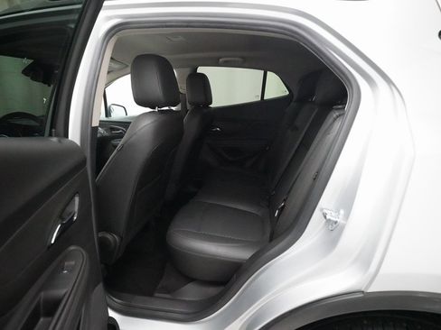 Used 2022 Buick Encore Preferred w/ Safety Package image 15