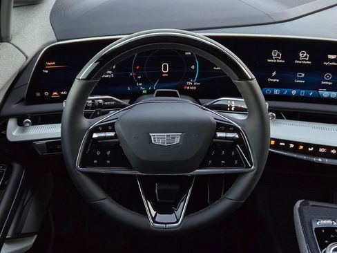 New 2026 Cadillac Optiq Sport 2 image 15