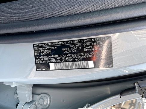 New 2026 Volvo XC60 T8 Plus w/ Protection Package Premier AWD/4WD image 14
