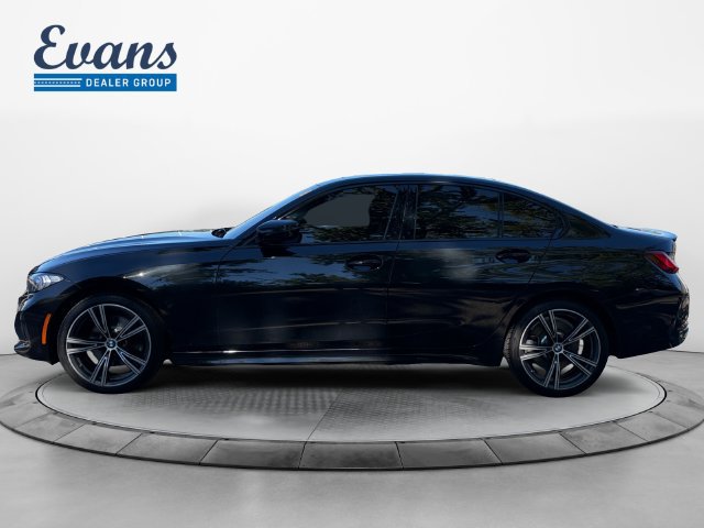 Used 2023 BMW 330i xDrive Sedan w/ Premium Package AWD/4WD image 3