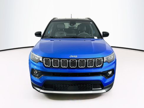 Used 2024 Jeep Compass Limited AWD/4WD image 2