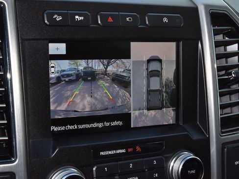 Used 2020 Ford F150 Platinum w/ Equipment Group 701A Luxury image 28