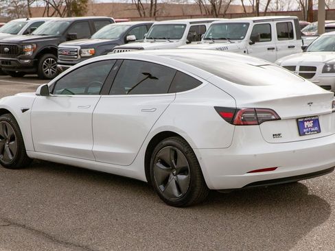 Used 2019 Tesla Model 3 Standard Range image 7