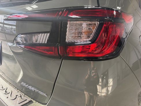 Certified 2025 Subaru Crosstrek 2.5i Limited w/ Crosstrek Mirror Package image 17