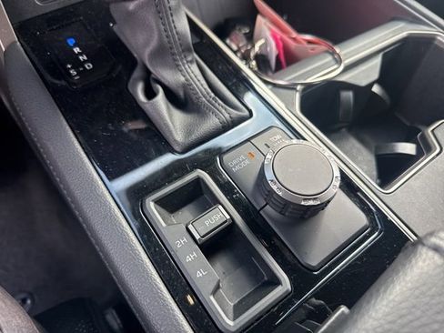 Used 2025 Toyota Tundra Limited image 16