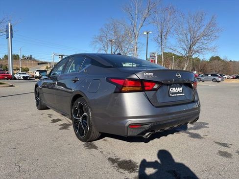 Used 2024 Nissan Altima 2.5 SR image 5