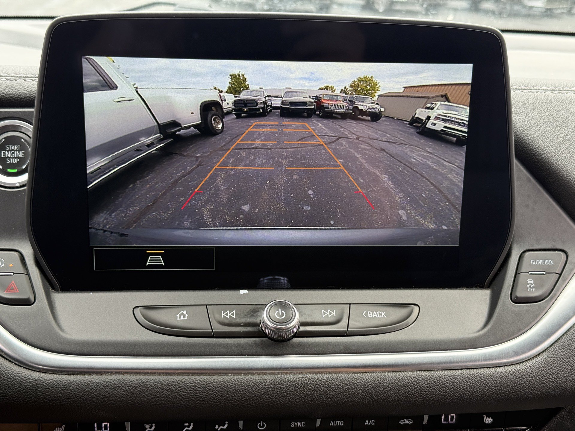 Used 2024 Chevrolet Blazer LT w/ Convenience Package FWD image 13