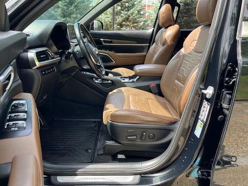 Used 2020 Kia Telluride SX w/ SX Prestige Package AWD/4WD image 8