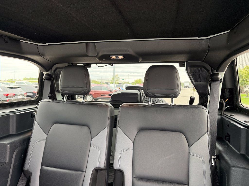 Used 2024 Ford Bronco Big Bend w/ Sasquatch Package AWD/4WD image 35