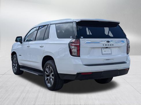 Used 2021 Chevrolet Tahoe LT w/ Luxury Package AWD/4WD image 3