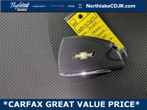 Used 2024 Chevrolet Silverado 2500 ZR2 w/ Technology Package image 25