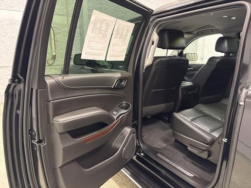 Used 2020 GMC Yukon XL SLT image 25