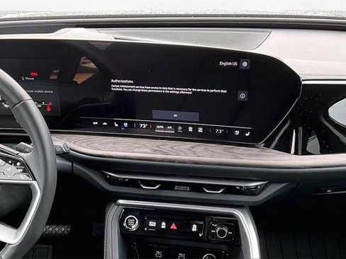 Used 2025 Audi Q5 Premium Plus w/ Premium Plus image 6