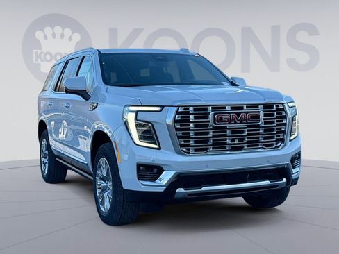 New 2026 GMC Yukon Denali w/ Sun & Power Step Package image 10