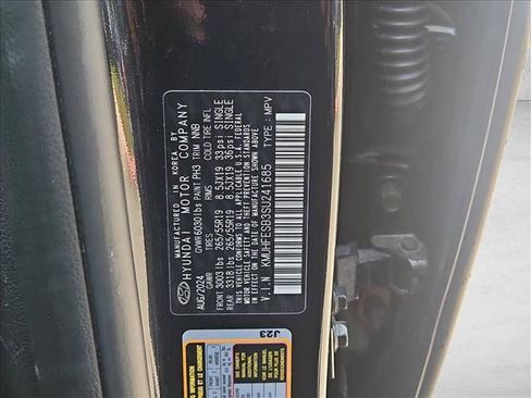 Used 2025 Genesis GV80 2.5T Standard AWD/4WD image 19