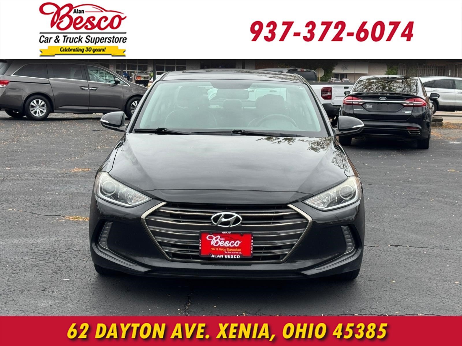 Used 2017 Hyundai Elantra Limited FWD image 2