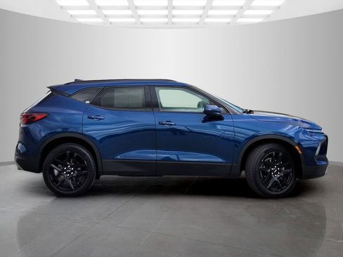 Used 2023 Chevrolet Blazer LT w/ Convenience Package AWD/4WD image 3