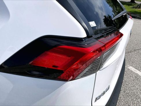 Used 2024 Toyota RAV4 LE image 28