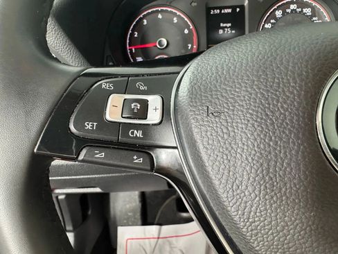 Used 2022 Volkswagen Passat 2.0T SE image 15