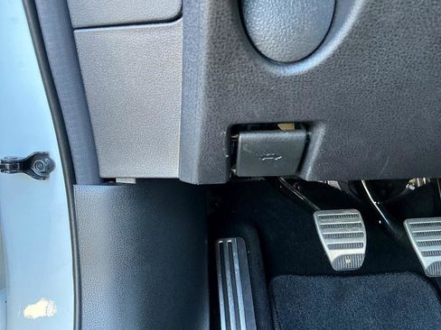 Certified 2024 Nissan Z Performance w/ Floor Mat Package image 15