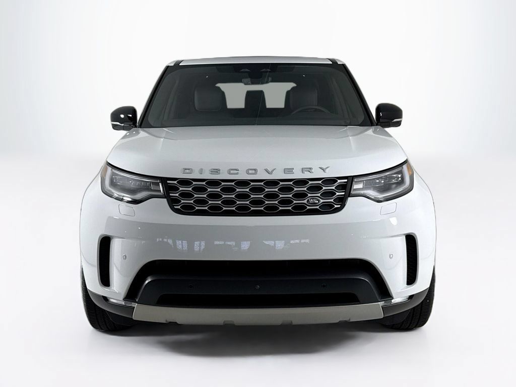 Used 2025 Land Rover Discovery S AWD/4WD image 8