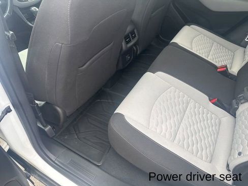 Used 2021 Chevrolet Equinox LT w/ Driver Convenience Package AWD/4WD image 25