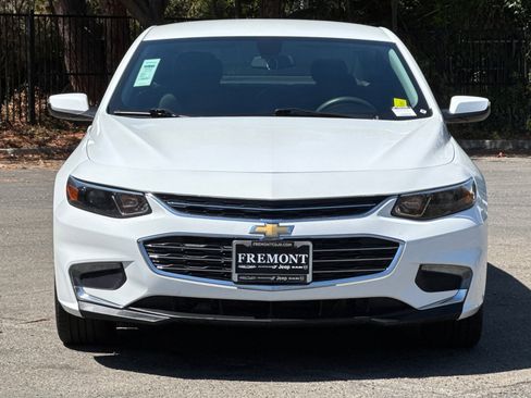 Used 2018 Chevrolet Malibu LT image 8