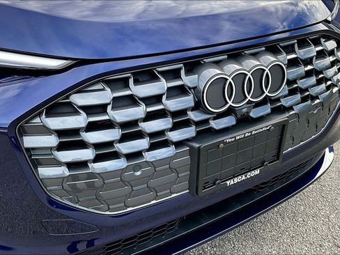 Used 2025 Audi Q5 Premium w/ Convenience Package AWD/4WD image 33