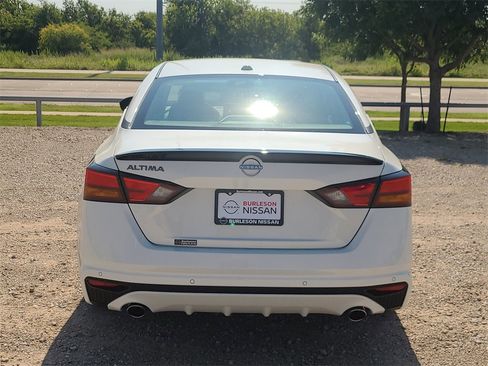New 2025 Nissan Altima 2.5 SV w/ SV Premium Package image 3