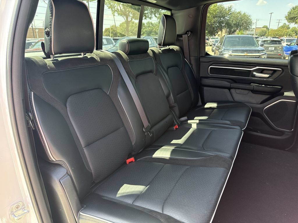 Used 2026 RAM 1500 Laramie AWD/4WD image 27