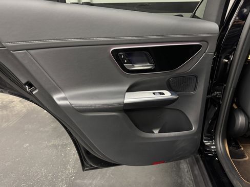 Certified 2025 Mercedes-Benz GLC 350e 4MATIC image 35