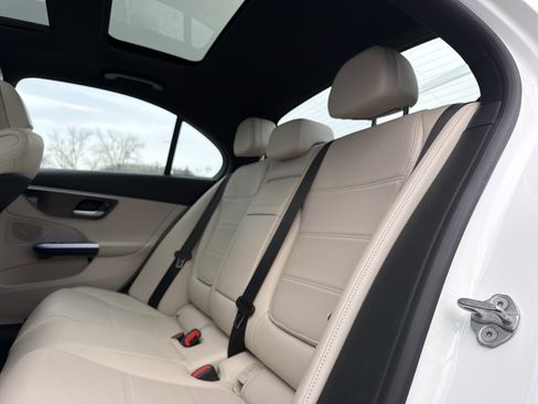 Used 2022 Mercedes-Benz C 300 4MATIC Sedan w/ Pinnacle Trim Package image 27