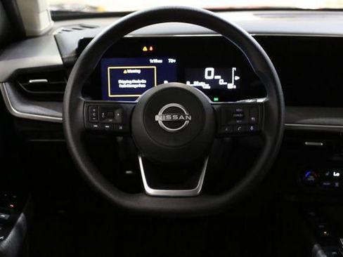 New 2026 Nissan Kicks SV image 17