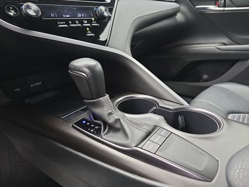 Used 2023 Toyota Camry SE image 36