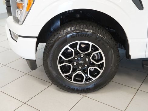 Used 2023 Ford F150 XLT w/ Equipment Group 302A High image 18