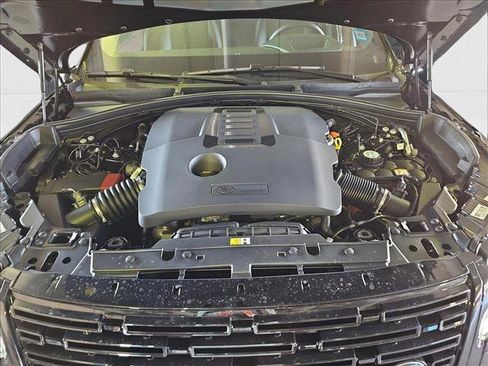 New 2025 Land Rover Range Rover Velar Dynamic HSE image 14
