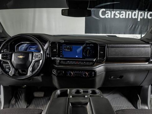 Used 2024 Chevrolet Silverado 2500 LT AWD/4WD image 14