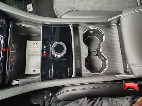 New 2025 Jeep Grand Cherokee L Altitude image 25