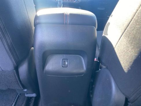 Used 2022 Nissan Sentra SR w/ Electronics Package image 26