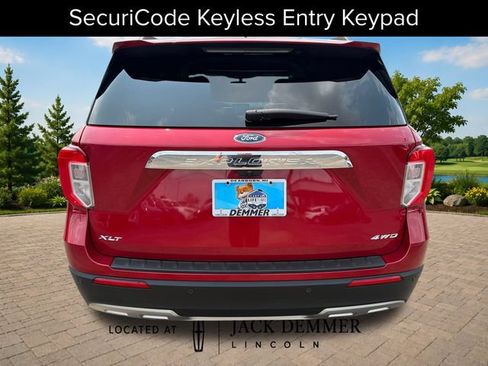 Used 2023 Ford Explorer XLT w/ Equipment Group 202A AWD/4WD image 6