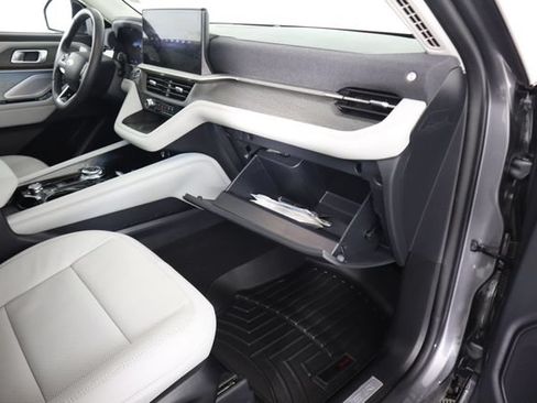 Certified 2025 Ford Explorer Platinum w/ Ultimate Package AWD/4WD image 67