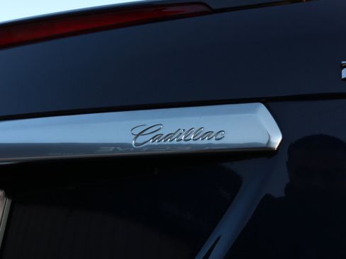 Used 2019 Cadillac CTS Luxury image 11