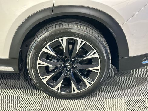 Used 2024 MAZDA CX-90 Plug-In Hybrid w/ Premium Pkg image 8