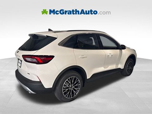 New 2025 Ford Escape SE image 4