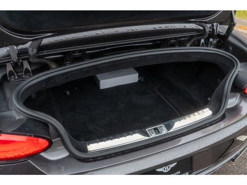 Used 2024 Bentley Continental GT Speed image 60