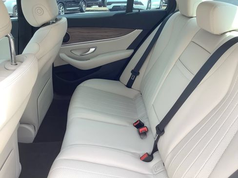 Used 2021 Mercedes-Benz E 350 Sedan image 29