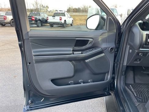 New 2026 Ford Expedition Max Platinum image 20