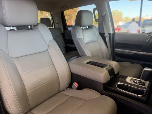 Used 2017 Toyota Tundra Limited image 22